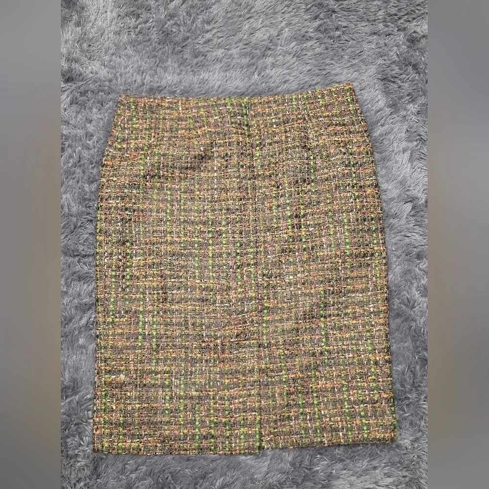 Talbots Multicolor Tweed Pencil Skirt. Size 10. EUC